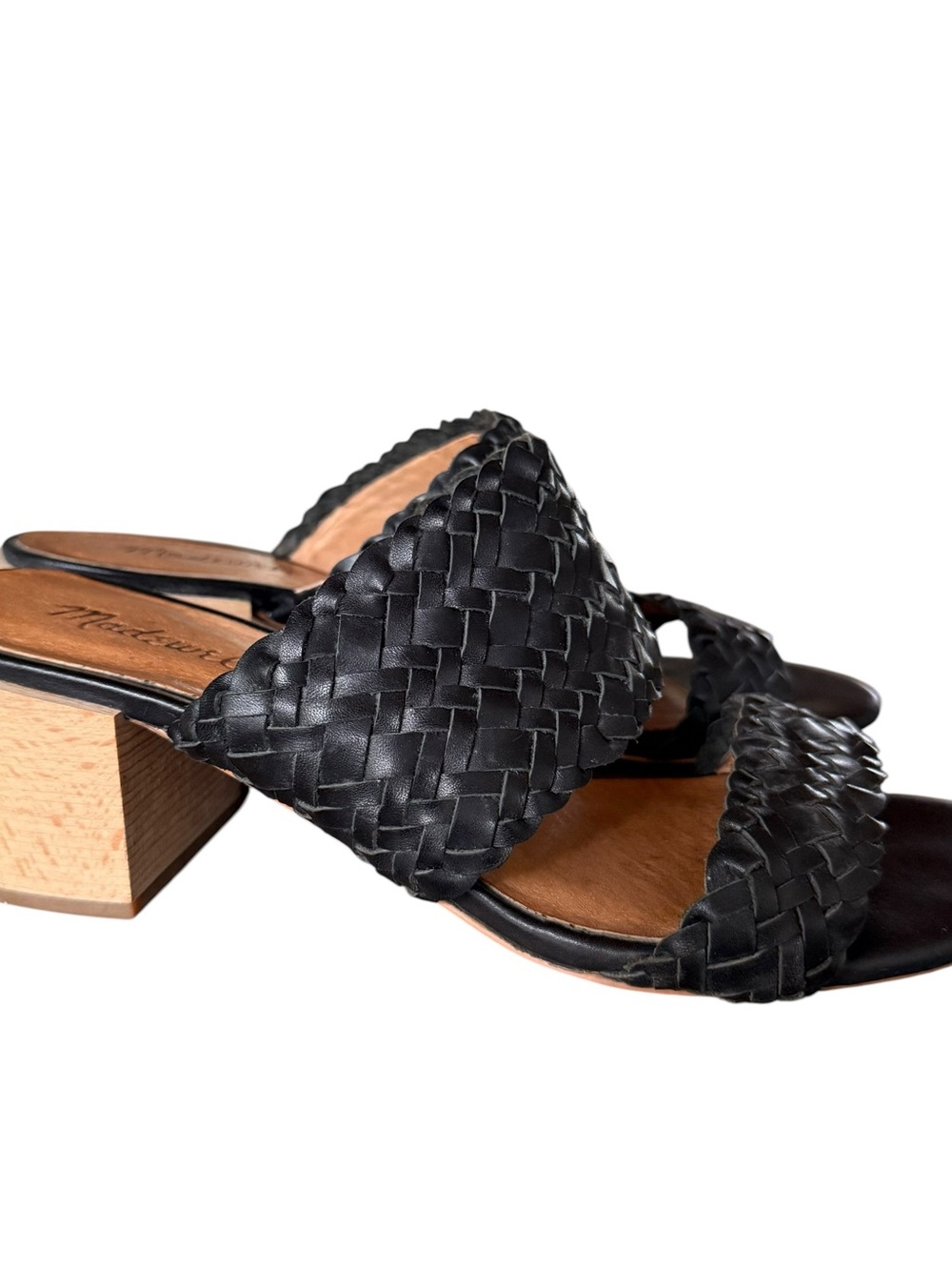 Madewell The Kiera Mule Sandal in Woven Leather black size 8
Style No. AM223 - Picture 7 of 12